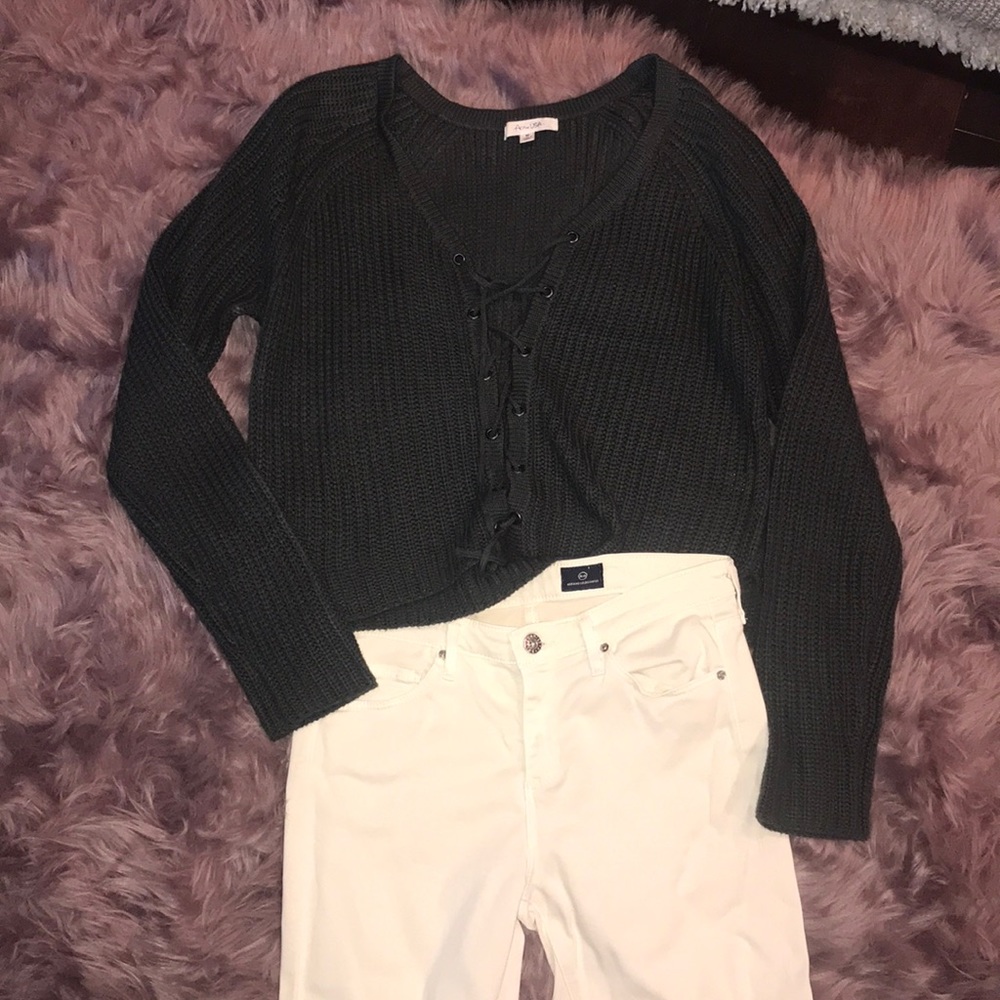White Jeans